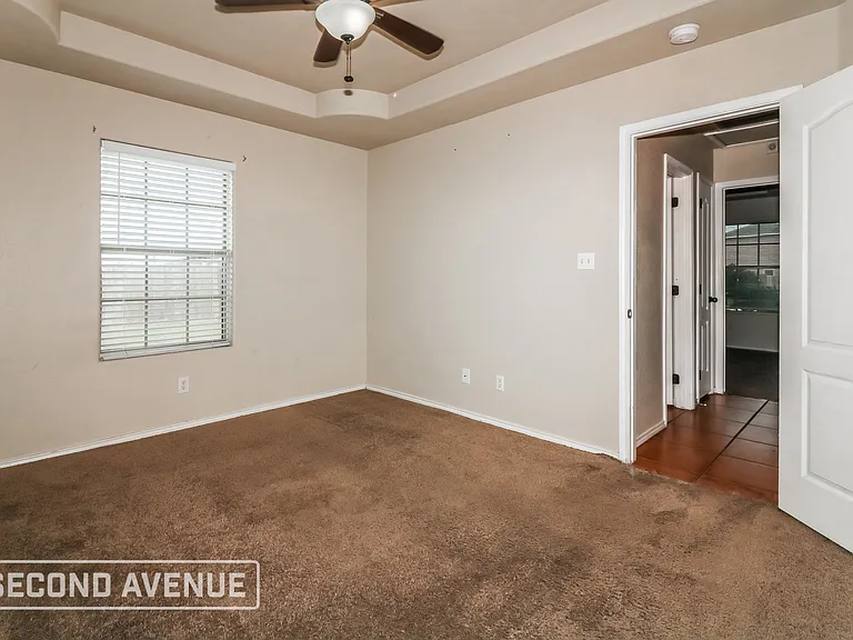 5541 Candace St — Photo 15