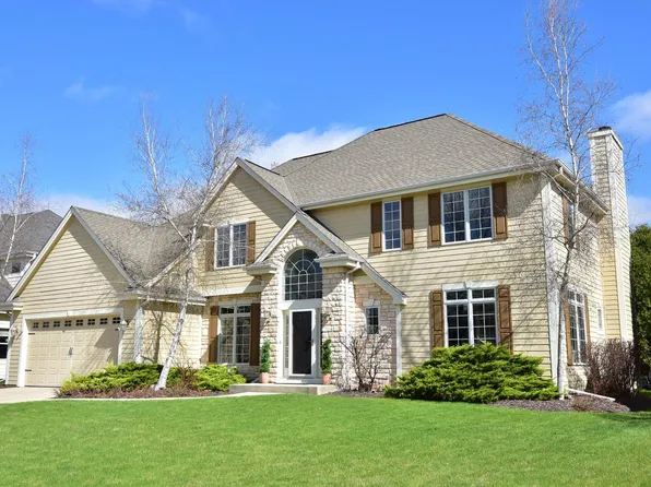 452 Bobolink AVENUE, Grafton, WI 53024