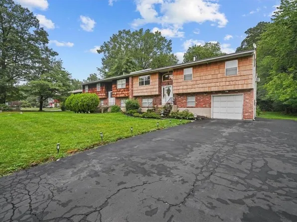 14 Michele Court, Spring Valley, NY 10977