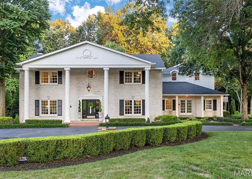 1st image of 34 Somerset Downs Dr