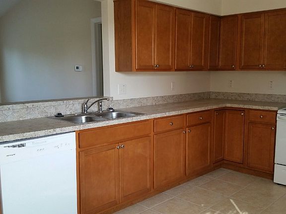 4th image of 318 W De Carlo Dr