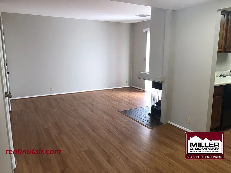 1081 E Countrywoods Cir #6890-S-G21 — Photo 4