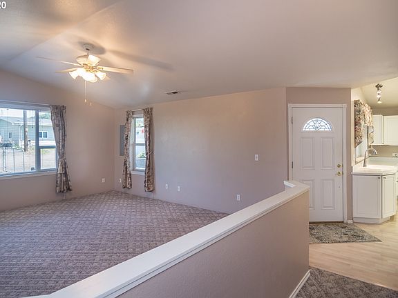 2nd image of 147 Pippin Ave