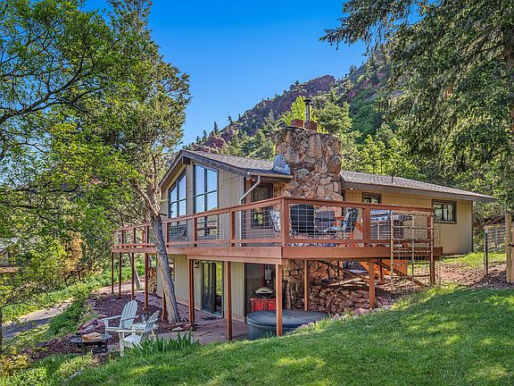 3rd image of 483 Crystal Cir