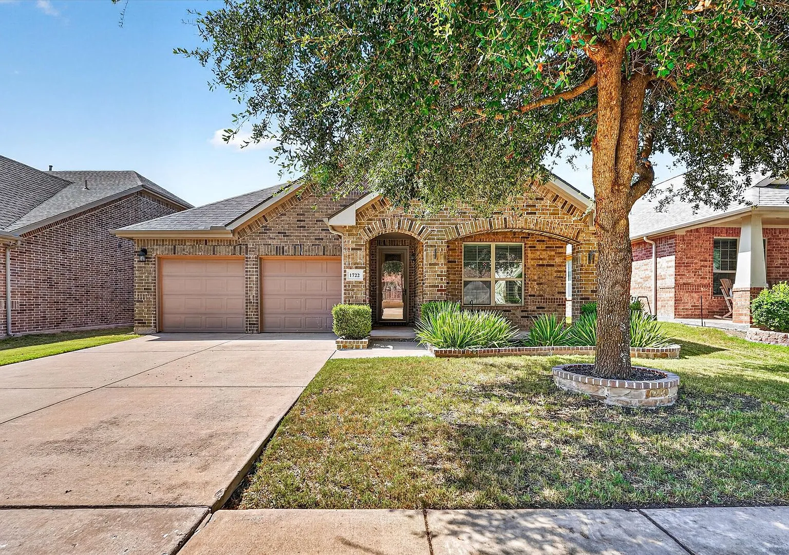 Beautifully Updated 4 Bedroom 2 Bathroom Home in Wylie with Modern Finishes Throughout! — Photo 1