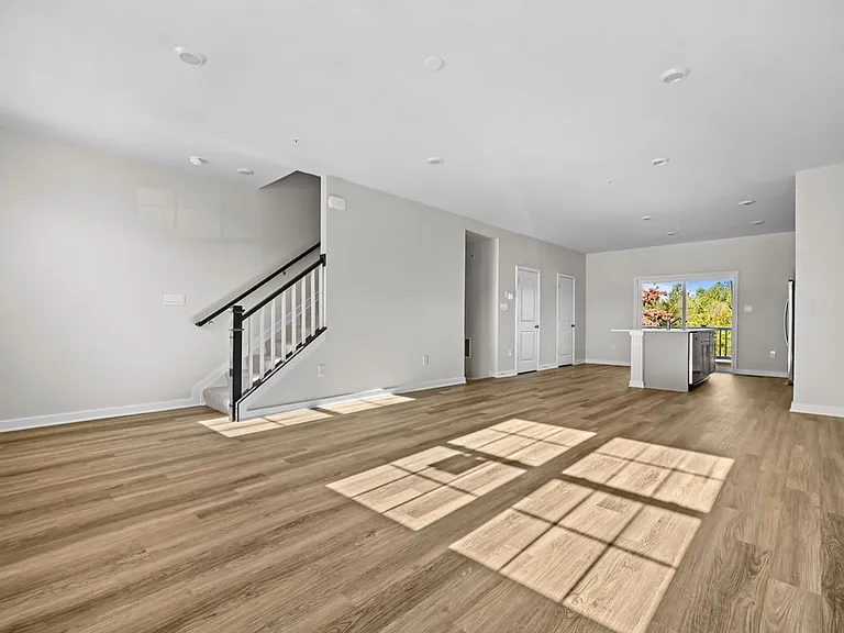 258 Soft Rush Ln — Photo 2