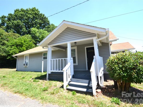 220 Odell Dr NW