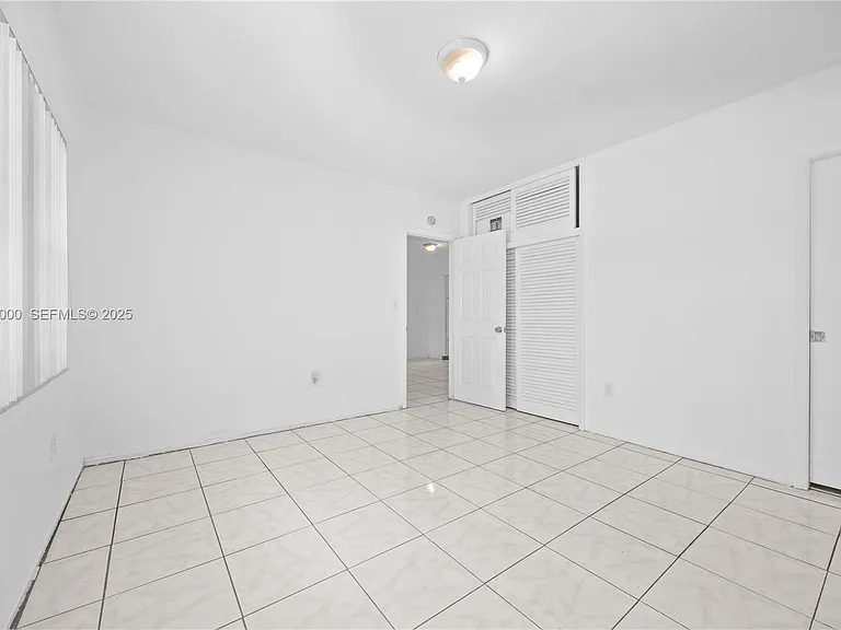 2072 NE 169th St #2 — Photo 14
