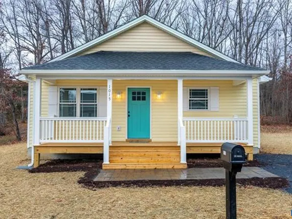 1015 Gardner St, Waynesboro, VA 22980