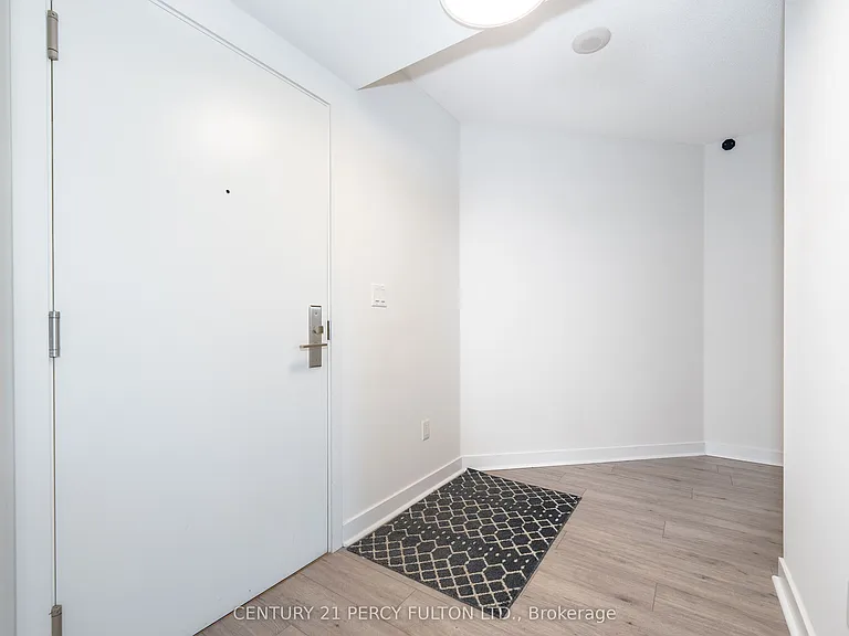 5740 Yonge St #205 — Photo 22