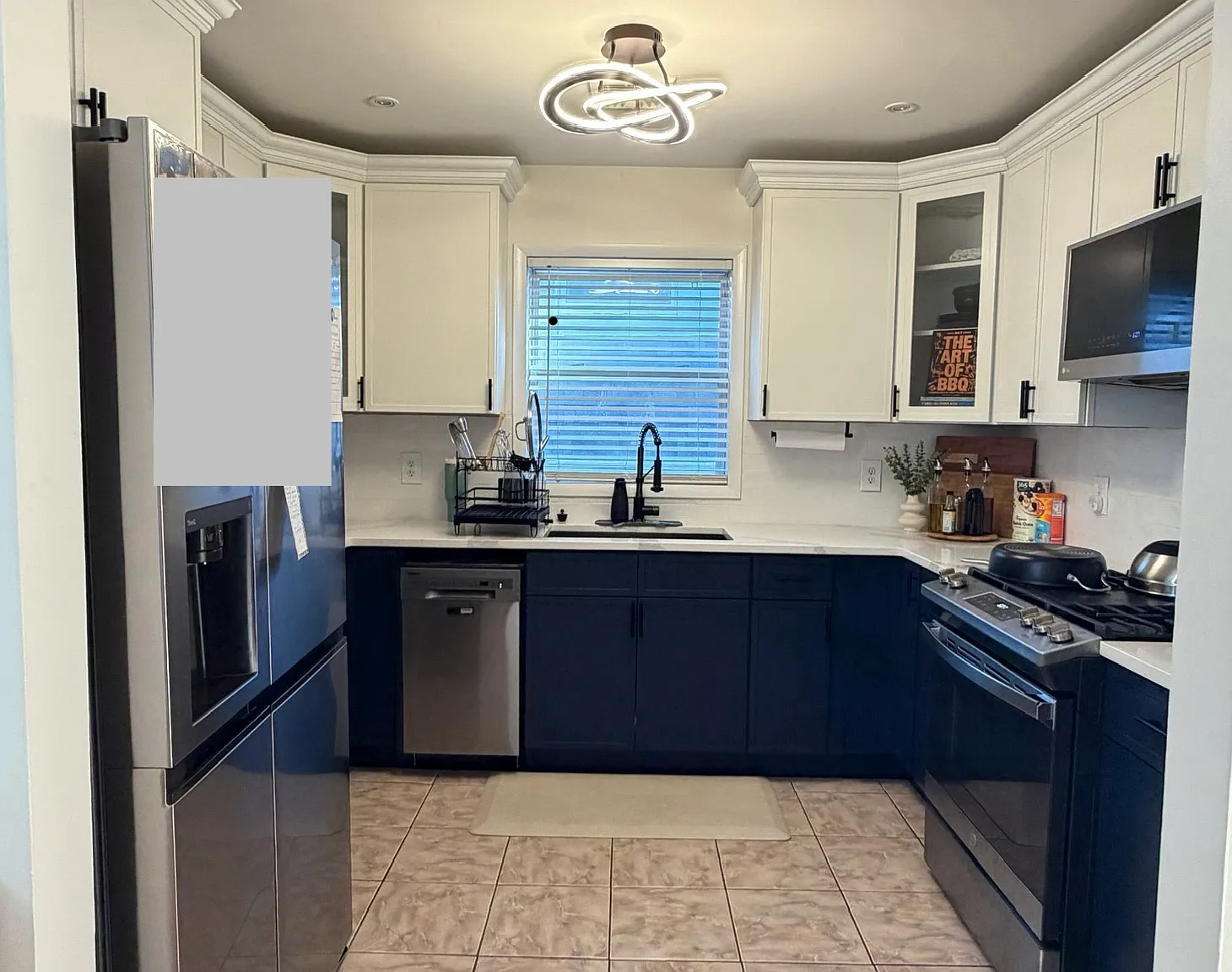 785 Ridge St — Photo 4