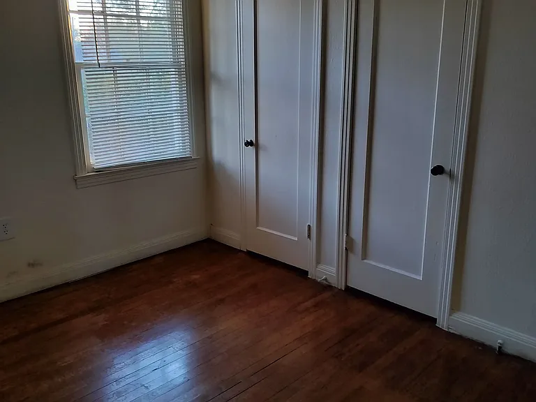 703 E Pine St #B — Photo 5