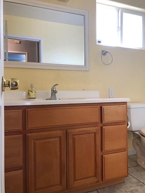 1st image of 562 E Mission St