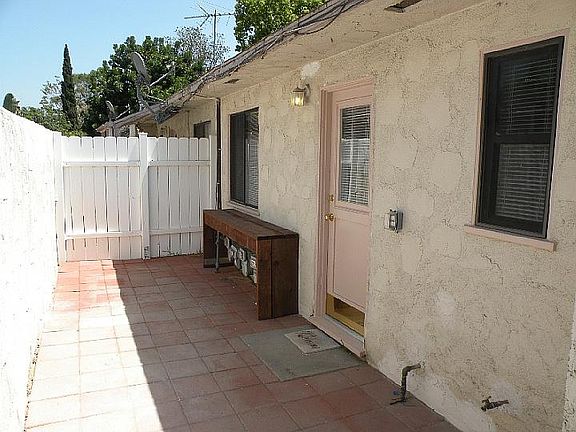 5th image of 207 N Florence St