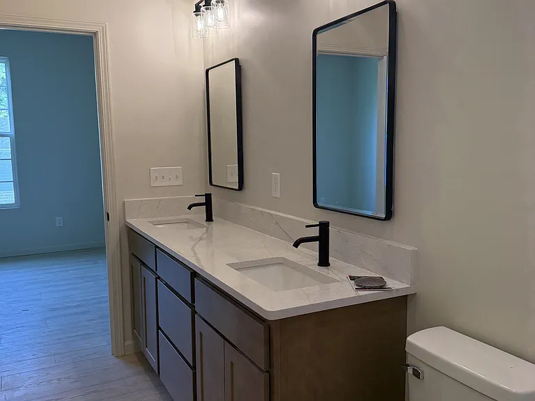 2213 Cityview Ave — Photo 11