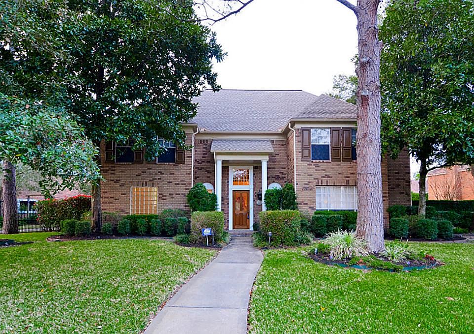 1st image of 24714 Mather Dr