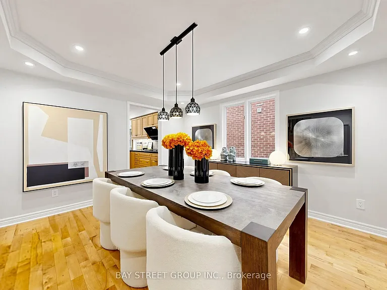 98 Brookeview Dr — Photo 3