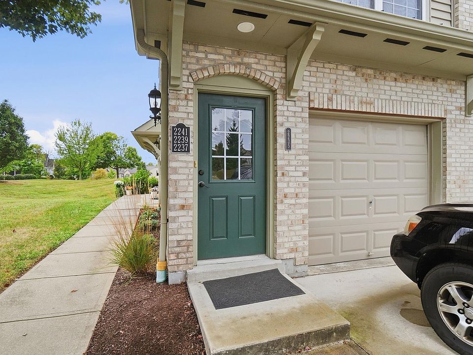 1st image of 2235 Jackson Ct