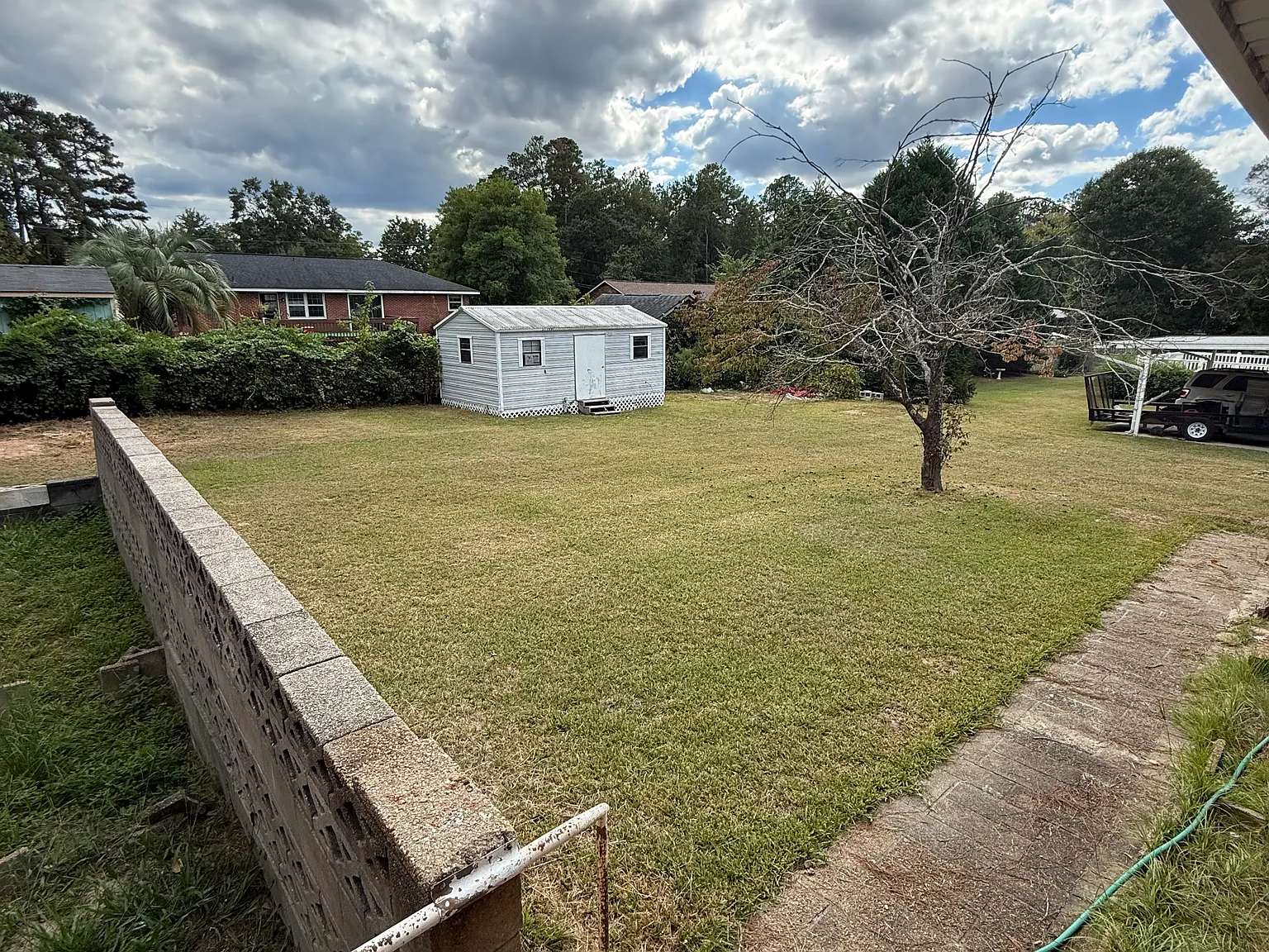 3 bed, 1.5 bath, 1390 sqft, $1,800 — Photo 3