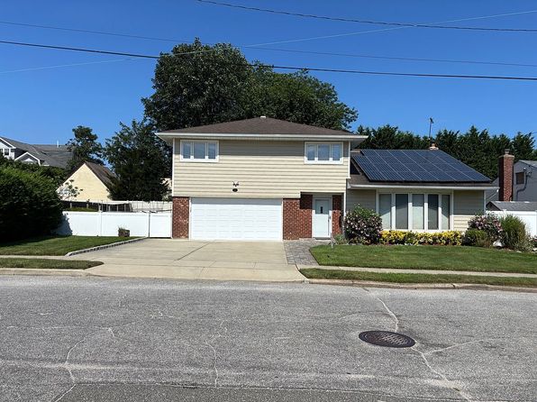 61 Judith Ct