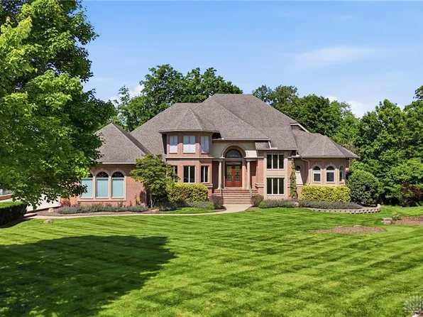 415 Signature Dr S, Xenia, OH 45385