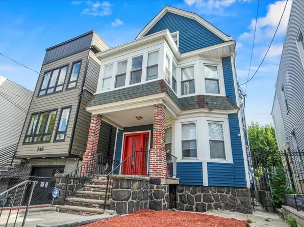 244 Clinton Avenue image 2 of 37