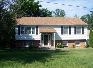 300 Ridge Dr, Goodview, VA 24095