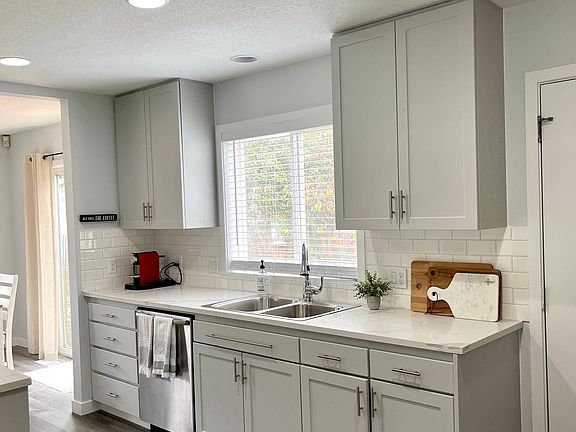 Kitchen pt.3