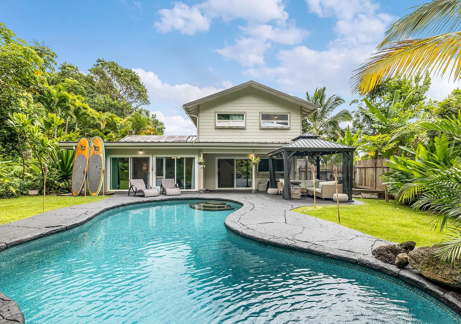 Beautiful Kaneohe 4-Bedroom Home w/ Backyard Oasis Available 10/1/26 — Photo 1