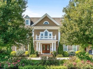 11 Village Ln, Needham, MA 02492