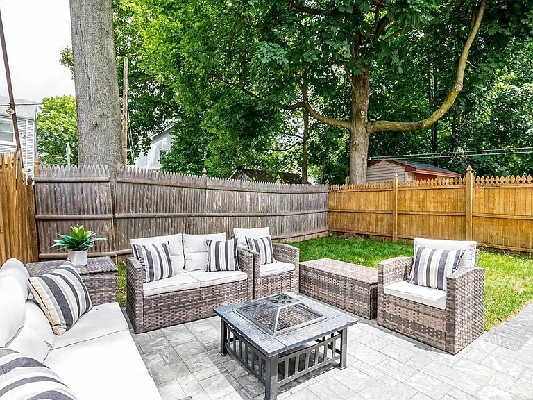5 Mayfield Pl #B — Photo 15