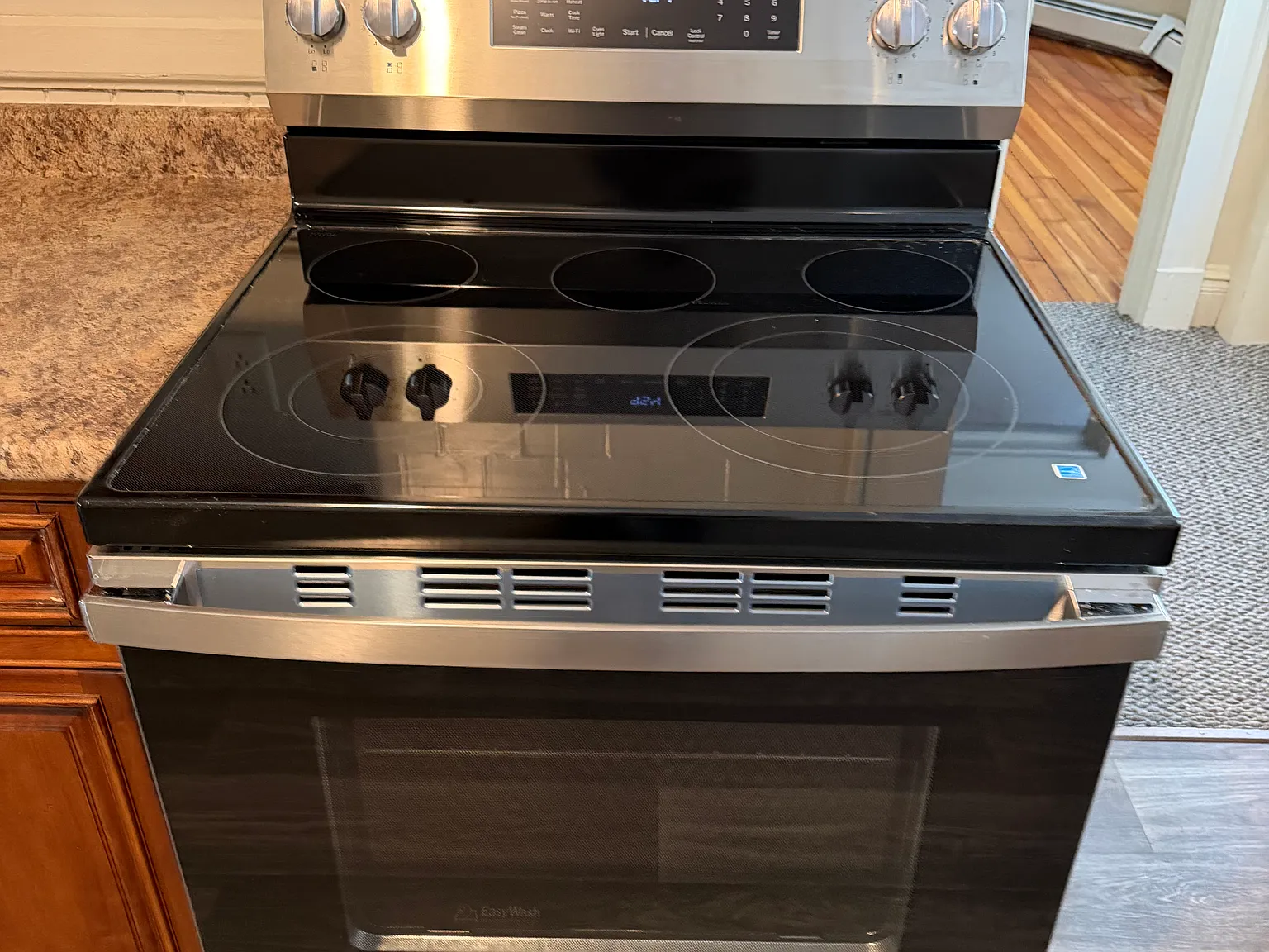 1 bed, 700 sqft, $1,500 — Photo 2