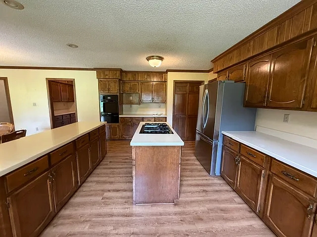 590 Wedgwood Dr — Photo 23
