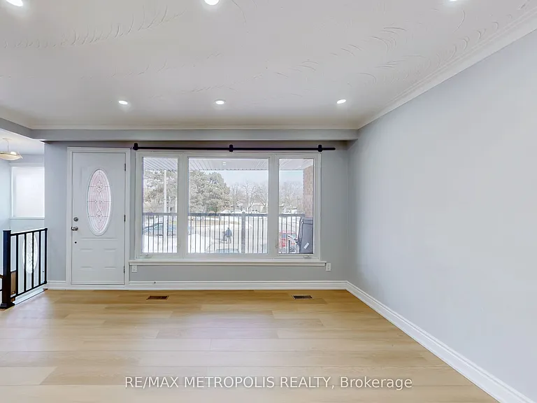 3254 Fieldgate Dr #UPPER — Photo 6