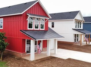 914 4th St, Elgin, OK 73538