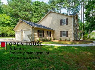 20 Picketts Lake Dr, Acworth, GA 30101
