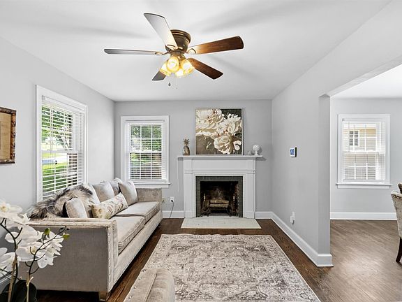 5th image of 1009 Westview Dr