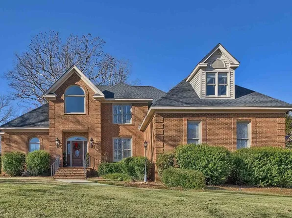 209 Secret Cove Dr, Lexington, SC 29072