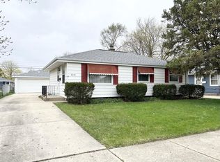 8248 23rd Ave, Kenosha, WI 53143