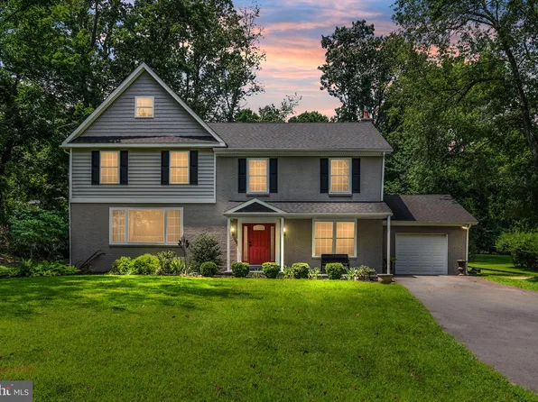 110 Diamond Rock Rd, Phoenixville, PA 19460