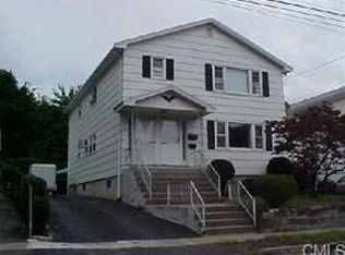 82 Goldenrod Ave, Bridgeport, CT 06606