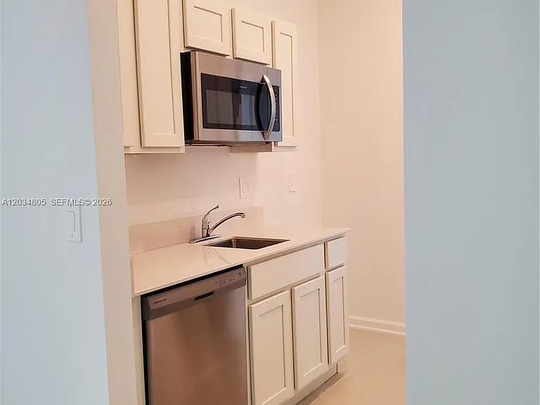 2455 Bluestone Rd — Photo 14