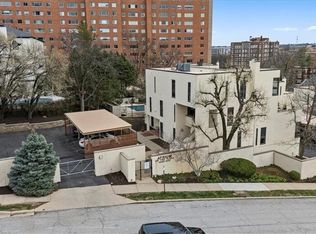 4549 Walnut St UNIT 1, Kansas City, MO 64111