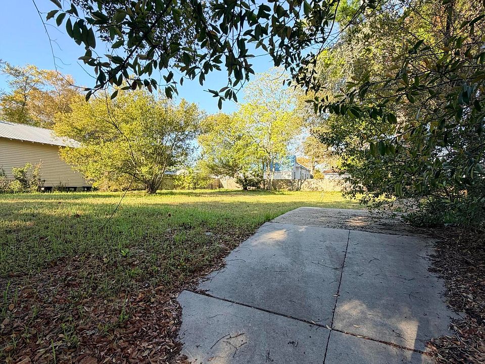 2nd image of 245 Benachi Ave