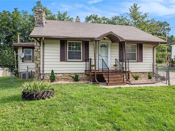 4512 NE 46th Ter, Kansas City, MO 64117