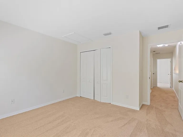 118 Chippendale Ter — Photo 22