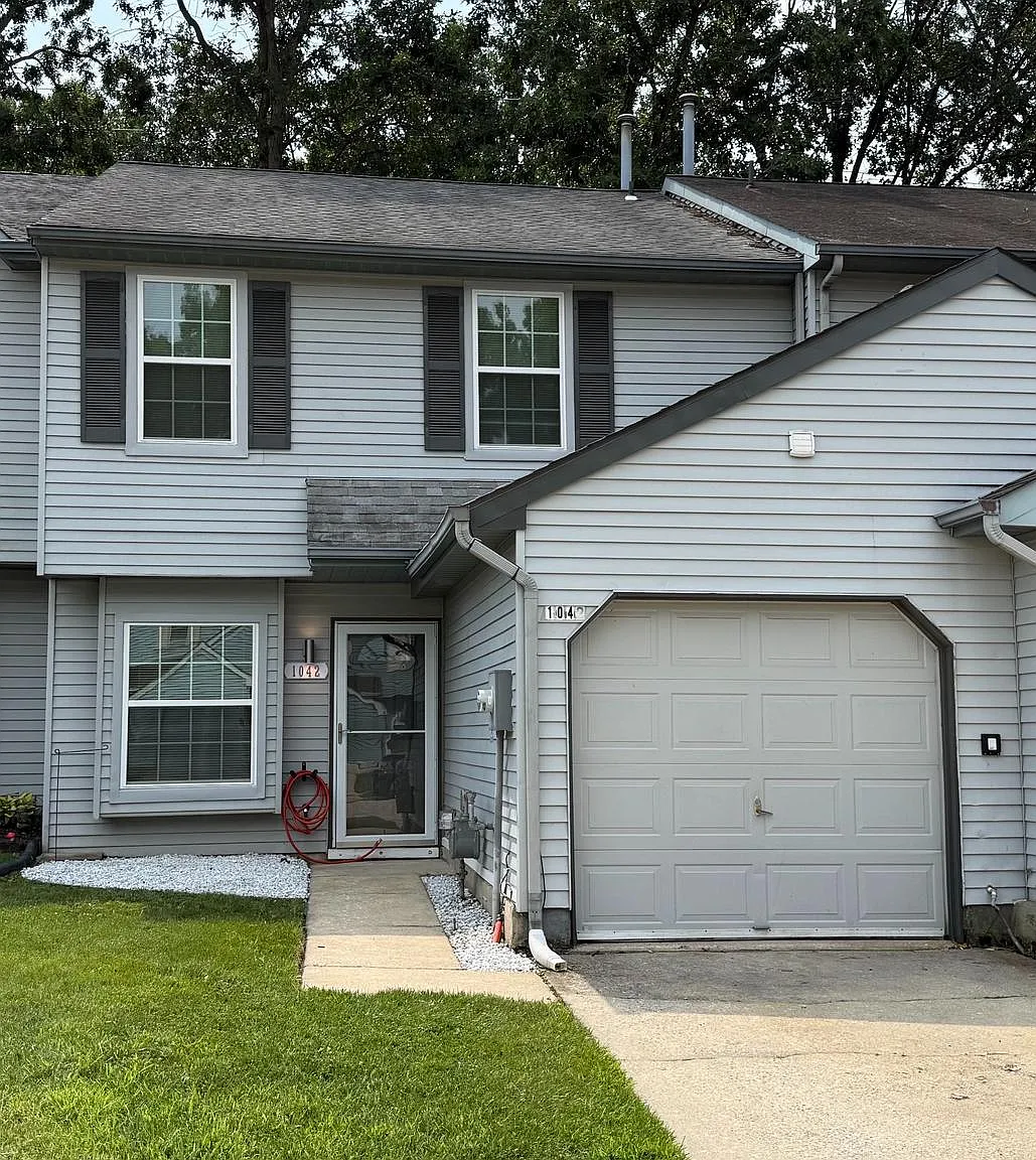 3 bed, 1.5 bath, 1314 sqft, $2,700 — Photo 1