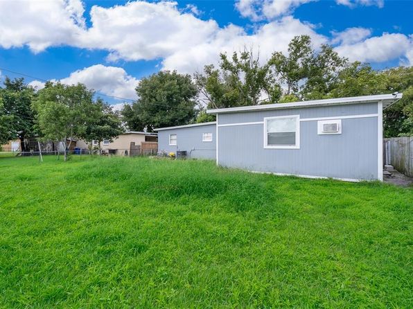 901 Solandra Dr, Orlando, FL 32807