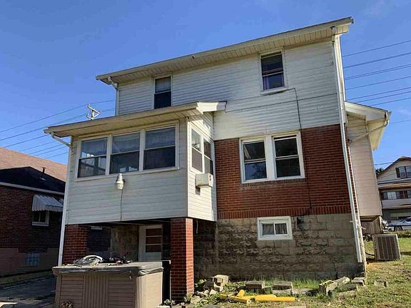 2nd image of 253 N Main St