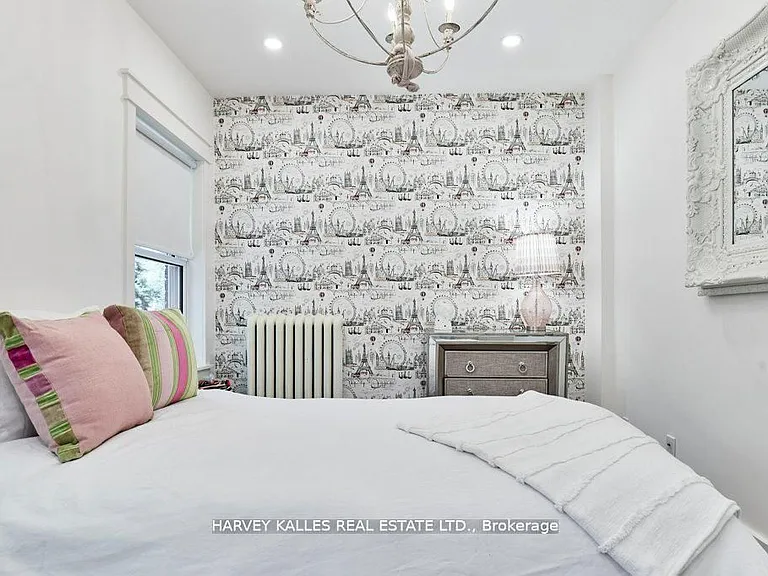 96 Balmoral Ave — Photo 15